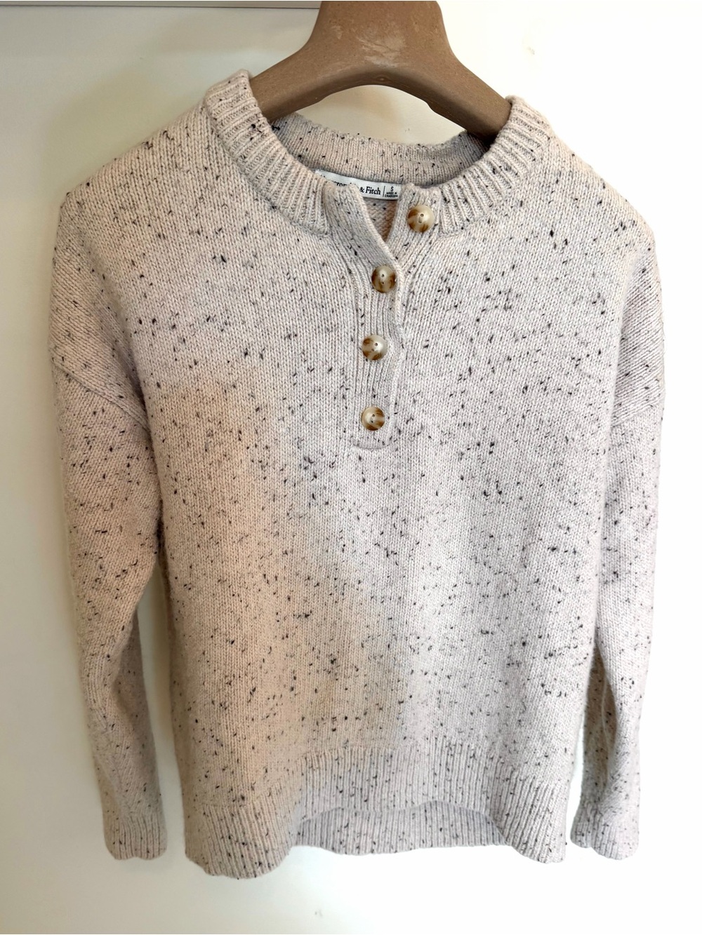 Abercrombie & Fitch Speckled Knit Henley Sweater Size S Cream